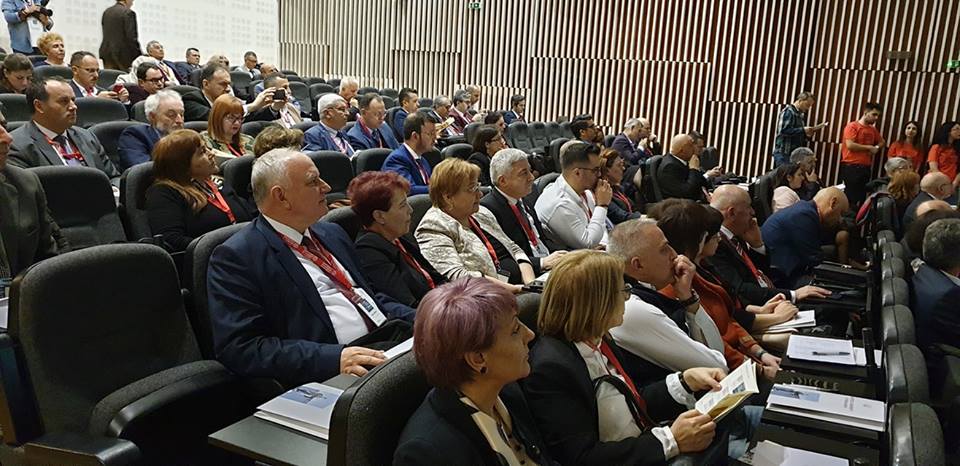 57155293_10216802603910748_6211012628345520128_n (1).jpg